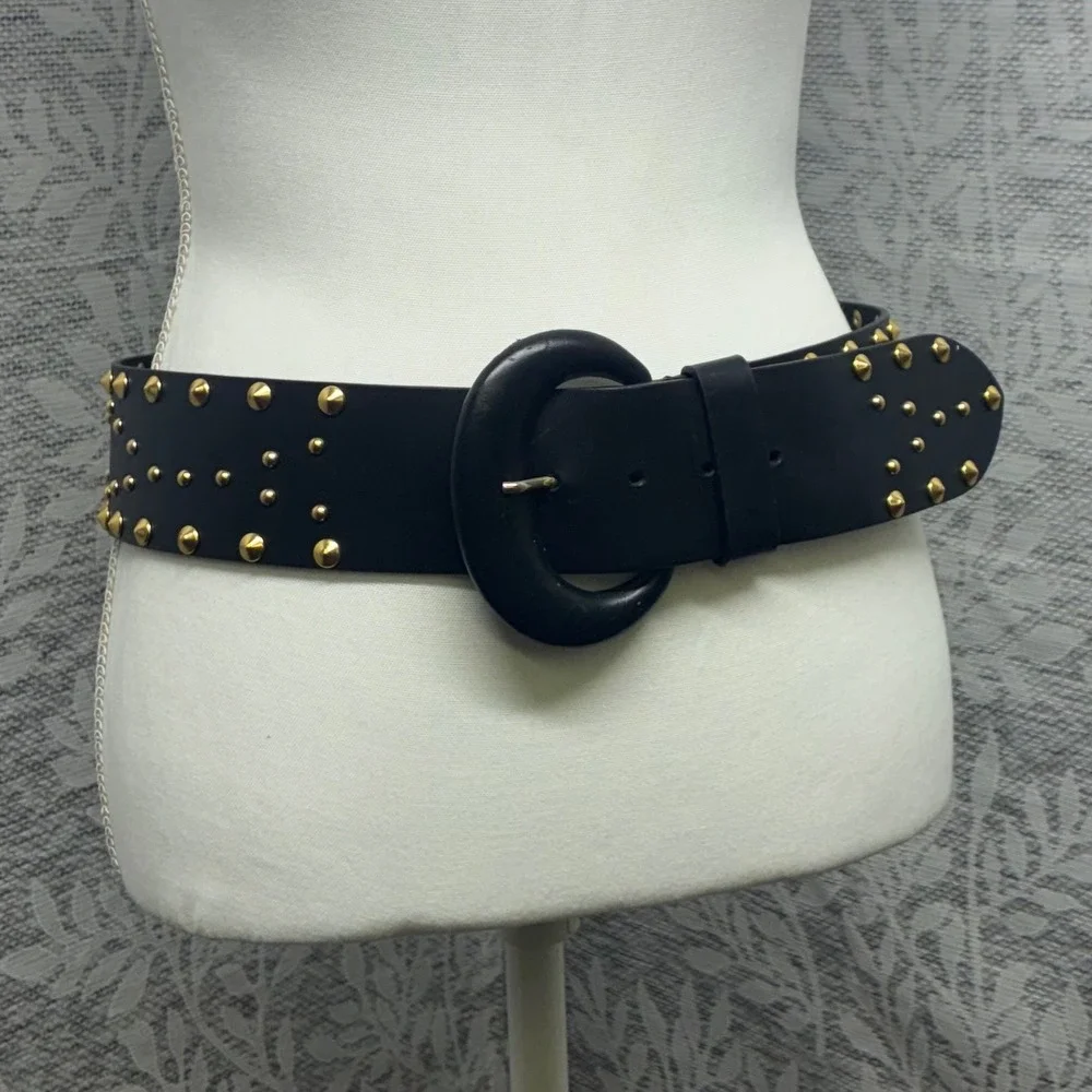 Carlisle Wide Studded Belt Womens M‎ Black Leather Gold Studs Made in Italy